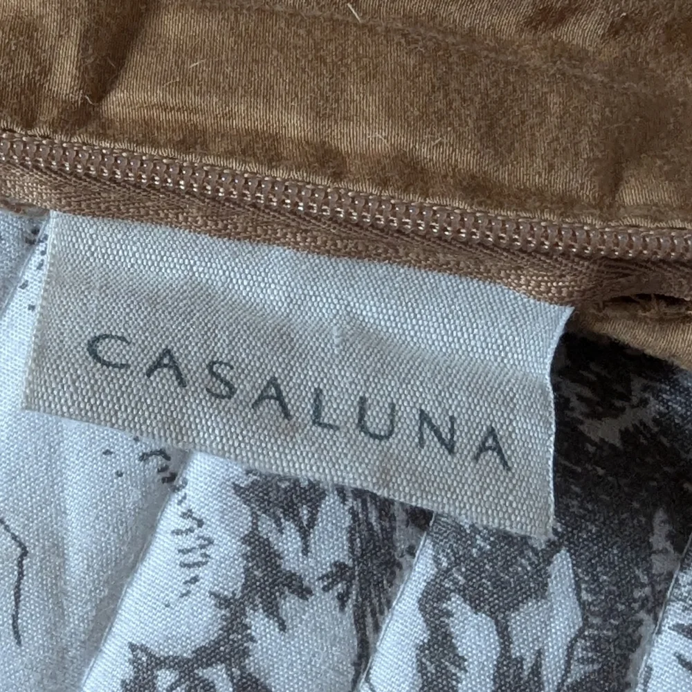CASALUNA Standard Pillow Sham set Heavyweight Linen Blend Warm Brown Fringe